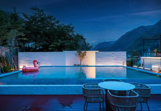 1. 주자이거우 윤푸..