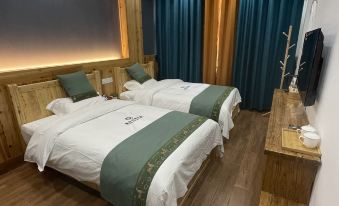 Furongzhen Chunqiu Dianjing Homestay