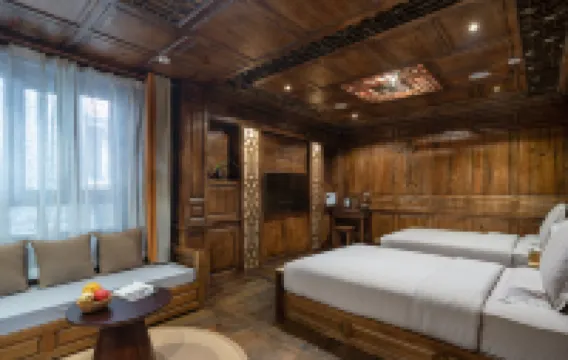 Passing-cloud Resort·Gaogongfu (Ancient town of Dukezong,Shangri-la)