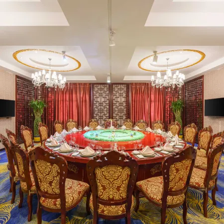 Qinivake International Hotel (Kashgar Ancient City)