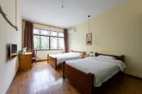 Floral Hotel·Yichang Sanxia Jinshi Hotel Hotel in zona Fengxianggou Passenger Transport Terminal