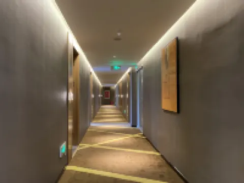 IU Hotel (Tangshan Wanda Plaza Branch)