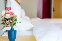 Starry Sky Hotel (Taiyuan Railway Station Jianshe South Road) - 3-Star