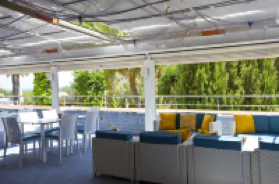 Apartamentos Vistasol