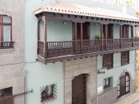 Suites 1478 Hotels near Casa Museo Colon