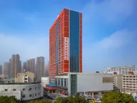 Vienna International Hotel(WuhanOpticsValleySquare-South-CentralUniversity for NationalitiesBranch) Hotels near Optics Valley