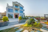 Jiangshan donglixia B & B