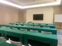 Vienna International Hotel (Shiyan Zhushan Yongchacheng Shop) Hotels in Zhushan