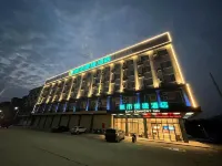 City Comfort Inn (Wuzhou Cangwu New County Third Office Area) Hôtels à : Cangwu
