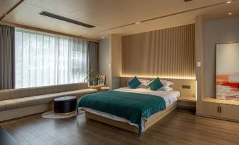 Chunfeng Baiyang Homestay