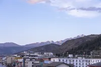 松潘・安然｜PrayerMeltGlacierNest鬆居民宿（黄竜九寨高速鉄道駅） - 絶景