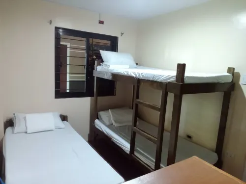 RedDoorz @ JJ & Kaye Apartment Pangasinan Hotels in Rosales