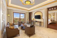 Kaldan Samudhra Palace Hotels in Nemmeli