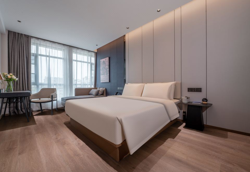 4. 아투어 호텔 항..