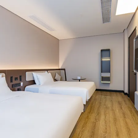 HanTing Hotel (Xiantao Qiangou Stadium)