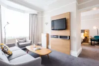 Holiday Inn Farnborough Hôtels à : Farnborough