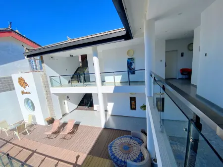 麗江束河假期飯店