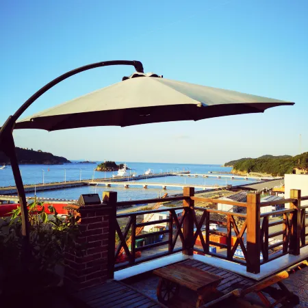 Old Wharf Guesthouse