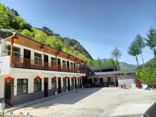 Taibai Shuangyutan Homestay Hotels in Taibai