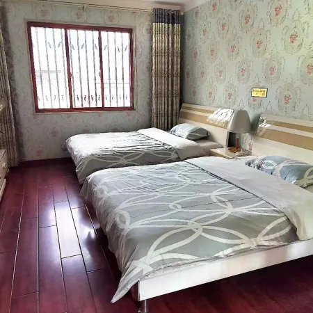 Fengqing Xiaojiajia Inn