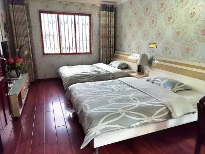 Fengqing Xiaojiajia Inn