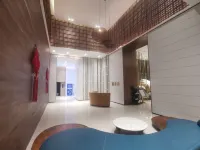 Yihaijing Holiday Apartment (Shanwei Poly Jinxuanwan Branch)