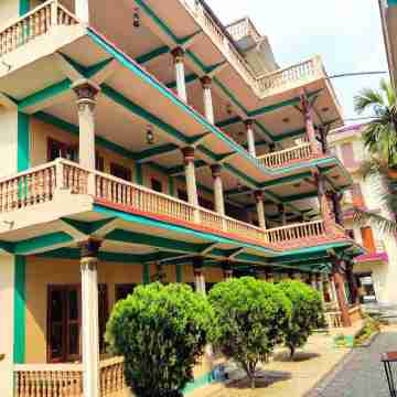 Hotel Himalaya Inn Hotel Exterior