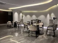 Camphor Residence Hotel