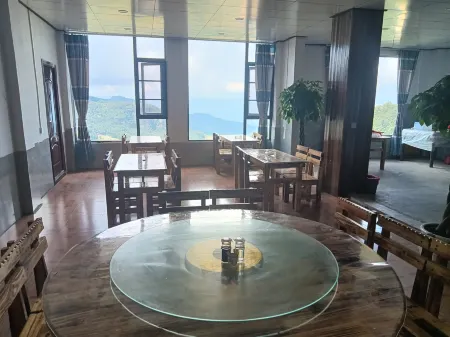 Yuanyang Duoyishu Yiqiutian Inn Отели рядом с достопримечательностью «Duoyishu Terraced Field»