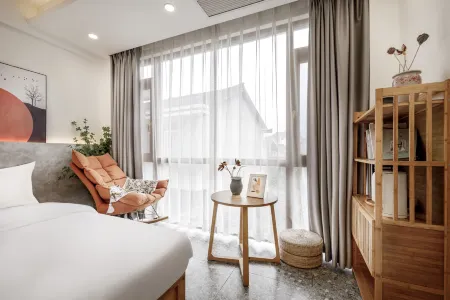 Jiansu Yunju Homestay Отели рядом с достопримечательностью «Gaomiao Ancient Town»