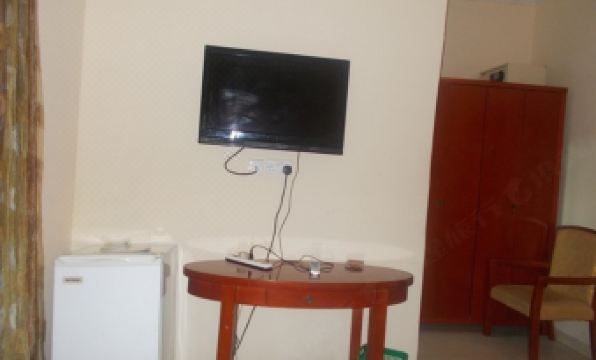 Carlcon Hotel