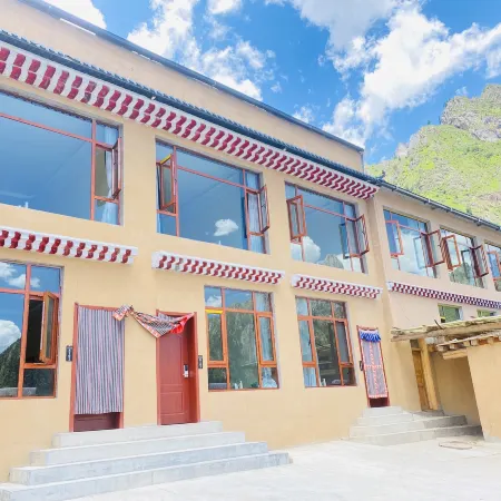 Zhagana Yangjin Guesthouse