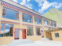 Zhagana Yangjin Guesthouse