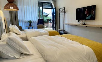 Jingxiangrun Homestay (Pu'er Lancang Jingmaishan Ancient Tea Forest Scenic Area)