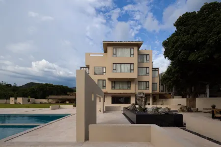 Sanqian Courtyard Отели рядом с достопримечательностью «Dapeng Ancient City»