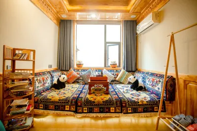 Jiuzhaigou Nomadic Home Tibetan Suites