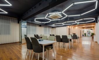 Lixin Fenglinwan Hotel