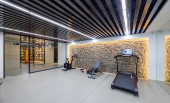 Manyue Hotel (Qingdao May Fourth Square)
