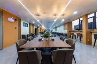 Yunmo Hotel (Mangshi Square Branch