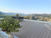 Longmen Zhuyunju Homestay