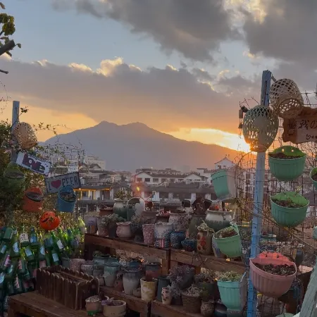 Zhiyu Youth Hostel (Lijiang Ancient City)