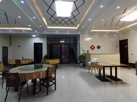 Qinjiamo Chinese Inn (Lingchuan County Shuangdi Village) Отели в г. Линчуань