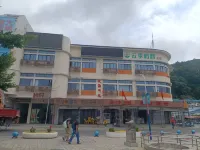 Yunjiyu stack (Wanshan Island store) Hotels near Nanshawan Beach