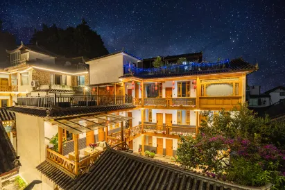 Tianmu Yunju·Retro Xiangyun Ancient City Panoramic View Light Luxury Beauty Suite