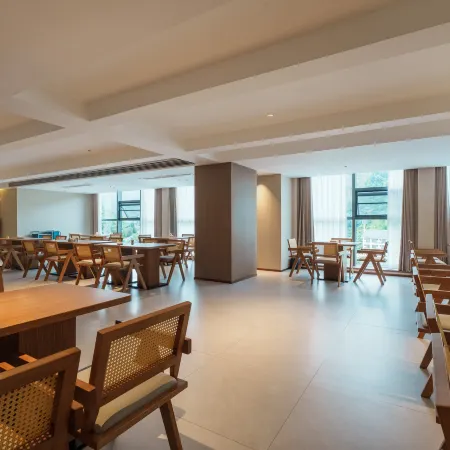 Yibo International Hotel Jishou Branch
