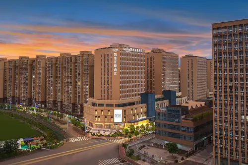 Kyriad Hotel (Xichang Qionghai 17 degrees Wanda Plaza)