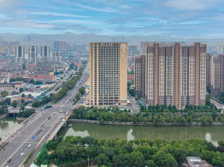 Wanshu Hotel Отели рядом с достопримечательностью «Qilu University of Technology East Campus»