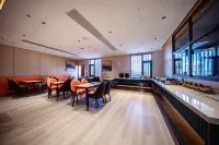 Jinshun Tianhua Hotel (Xiangyun)