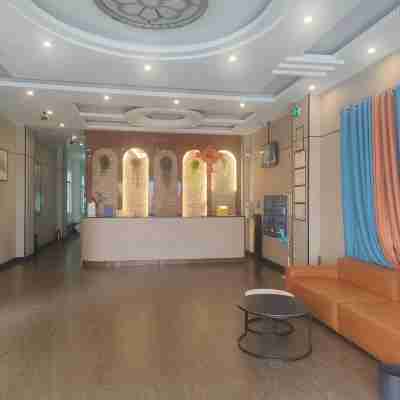 金譽商務賓館（粵客隆百貨店） Others