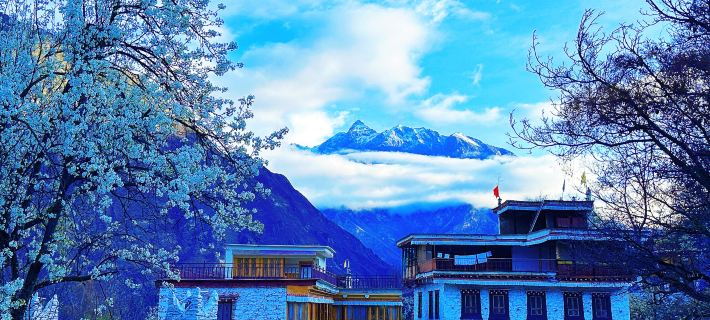 Danba Gehai Courtyard Homestay (Zhonglu Tibetan Village) Danba İlçesi otelleri